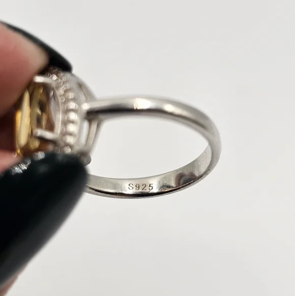 Champagne Topaz - Picture 5 of 5